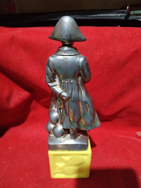 Statueta franceza Napoleon Bonaparte din cositor aurit